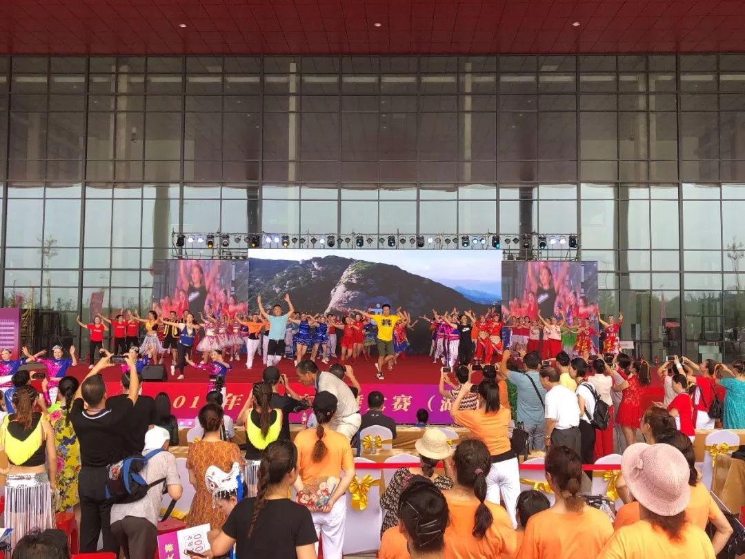 湖北潜江杨市广场舞,2019中国广场舞大赛荆州站