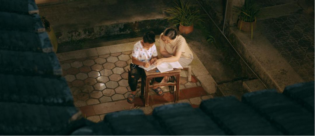 今天，为中国*产党共**打个广告