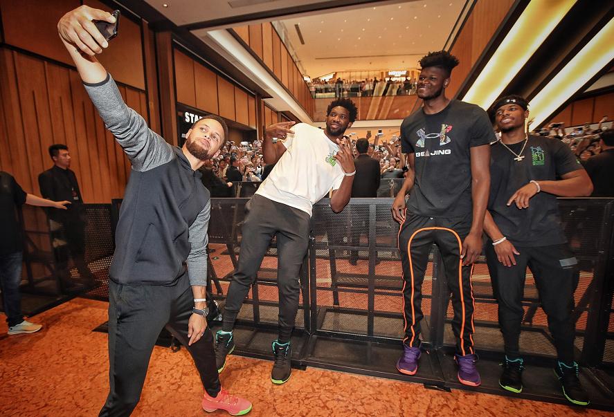 “鞋”贯中西，和而不同和UA安德玛sqUAd一起侃鞋