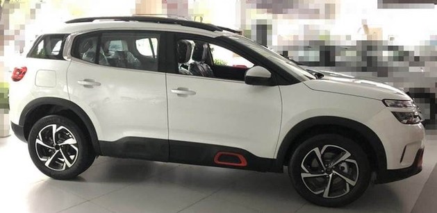 雪铁龙天逸16万,雪铁龙天逸哪年引入的魔毯悬挂