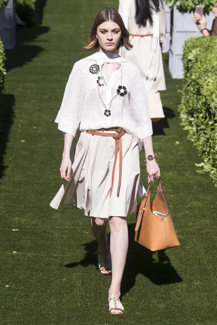 平底拖鞋｜想穿得高级，就选这10双