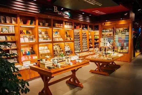 有哪些多元化的书店,当下书店的生存之道