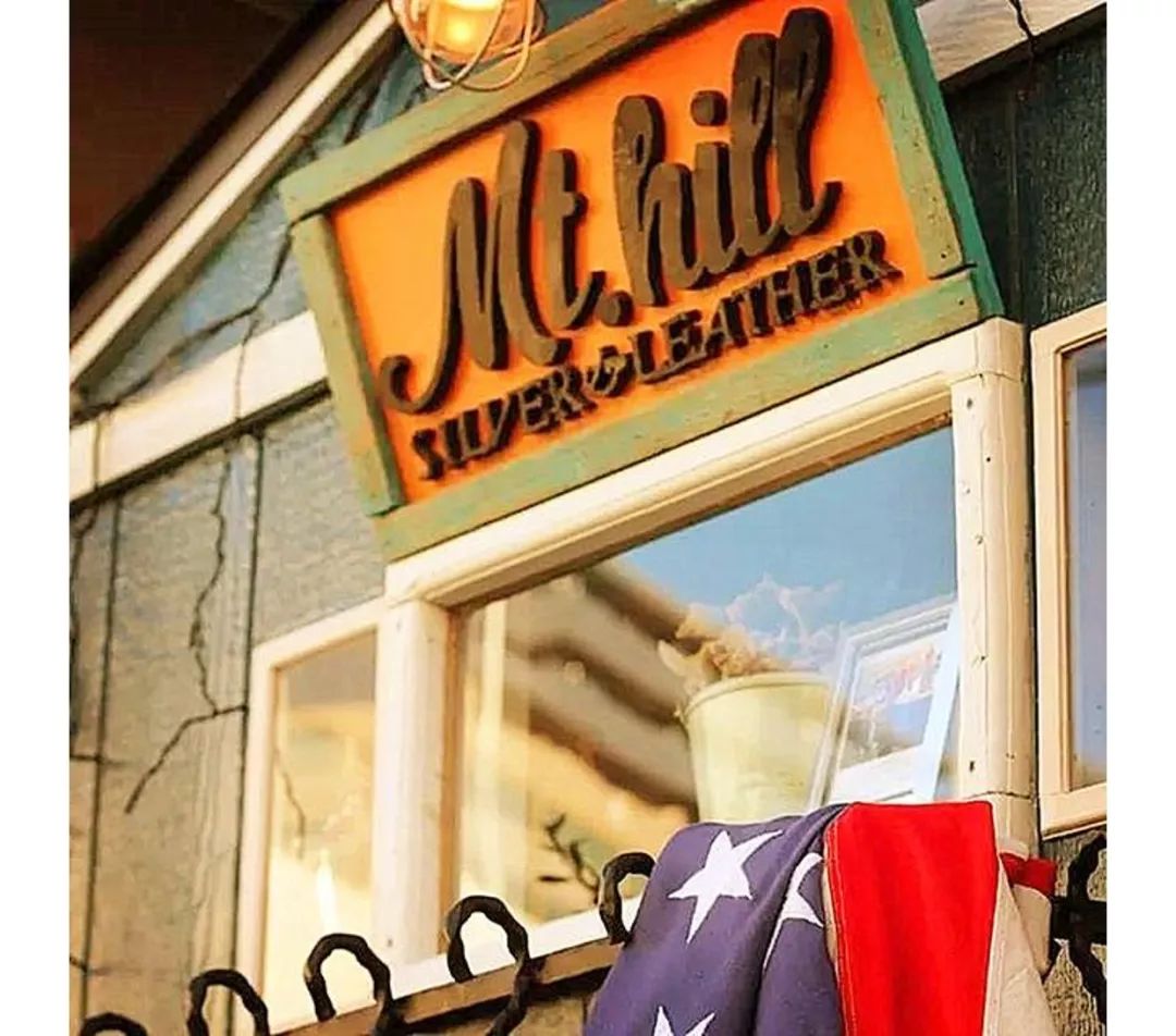 六叔的银饰没我的帅，还没我的便宜