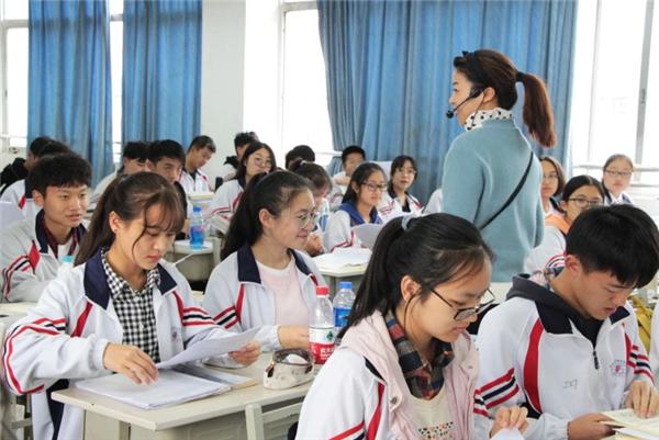 亨德森高新一中2023年要转公办吗,高新亨德森一中录取分