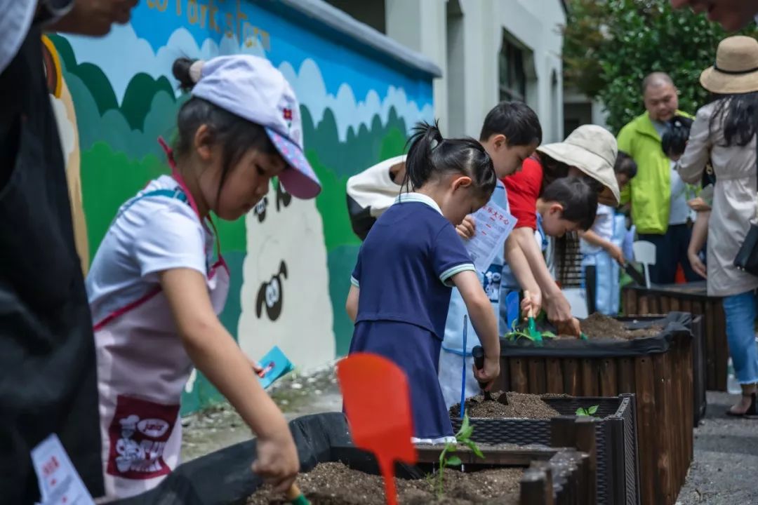 宁波柏悦暑期钜惠￥1200+起/晚，享下午茶+水果采摘+航海体验超棒亲子体验