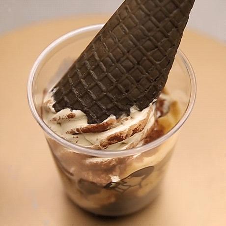 喜茶新品开业9元任选一杯,喜茶冰淇淋抹茶