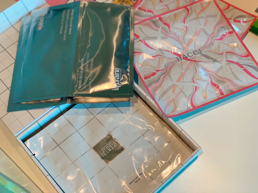 分手辟谣花式复出热度狂飙，2天演绎翻身大戏