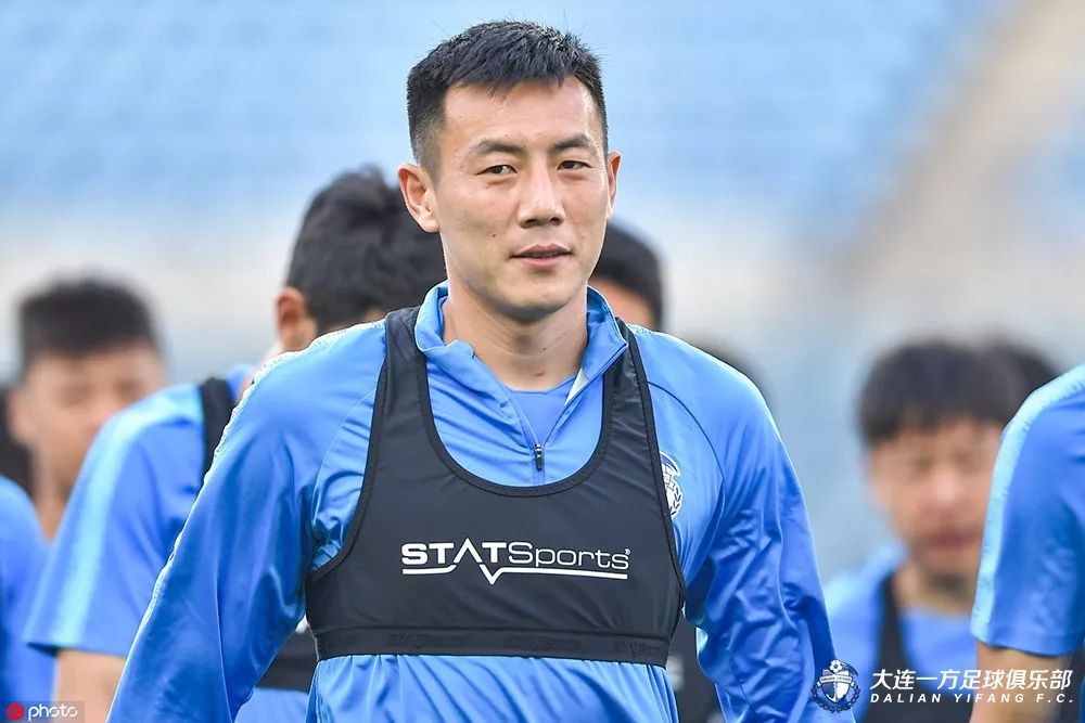 大连一方河南建业转播,蓝方最新比赛直播视频