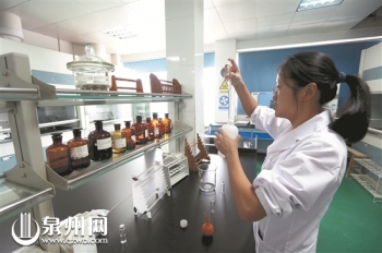 自来水加氯真的有用吗,自来水用氯消毒靠谱么