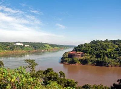 拉普拉塔河巴拉那河河口流量,河流地图哪里找