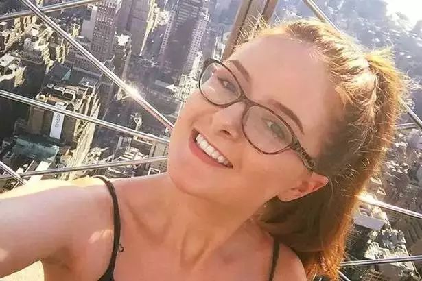 戴隐形眼镜感染的寄生虫,戴隐形眼镜眼睛里长虫子