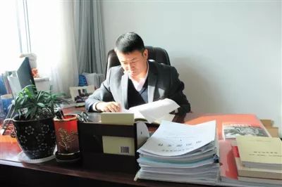 宁夏这些人和集体获表彰啦！石泰峰咸辉接见受表彰代表！