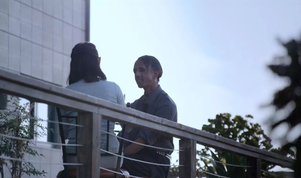 人类有可能和机器人结婚吗,将来人类会跟机器人结婚么