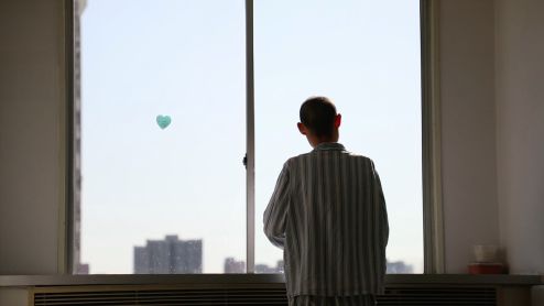 生命缘26岁姑娘长肿瘤,生命缘18岁女孩身患绝症