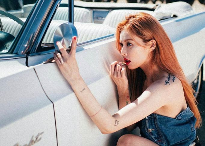 金泫雅的红卡点,金泫雅年卡