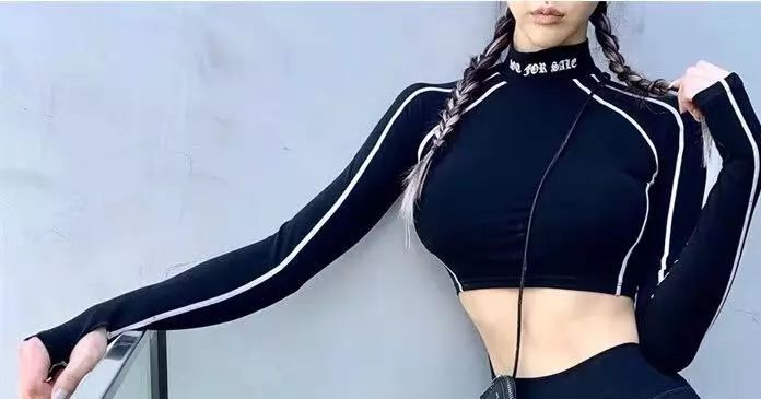 金泫雅的红卡点,金泫雅年卡