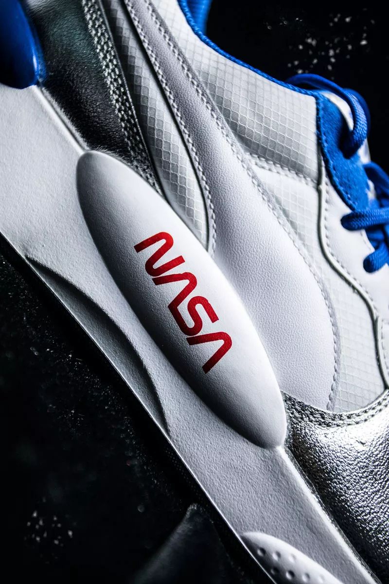 鑷存暚鐧绘湀50鍛ㄥ勾,鑷存暚浜虹被棣栨鐧绘湀50鍛ㄥ勾