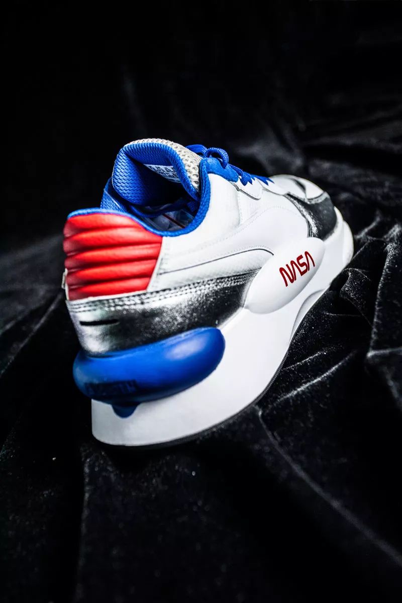 鑷存暚鐧绘湀50鍛ㄥ勾,鑷存暚浜虹被棣栨鐧绘湀50鍛ㄥ勾