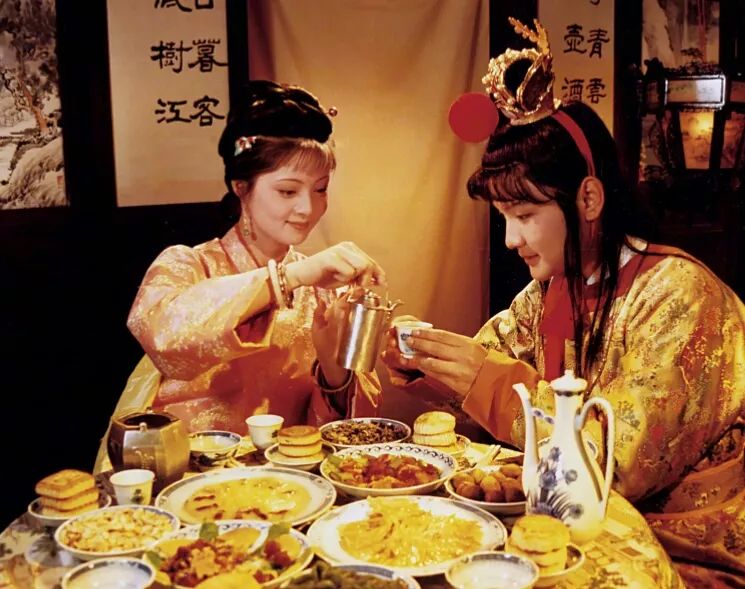 越来越多的国产剧，正在遗忘中国人的“生活细节”