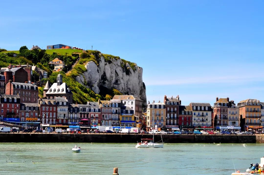 「旅游」“全民暑假”开启！想出去浪？看看法国人青睐的暑期旅行目的地吧