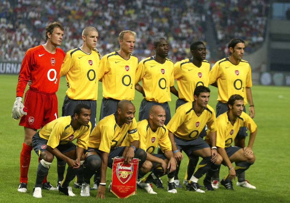 老阿森纳全家福,老照片阿森纳经典氧气球衣