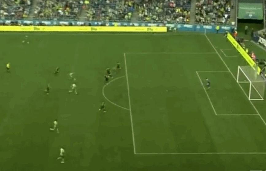 桑乔传射建功多特,桑乔比赛过人