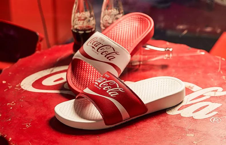 今年最潮流的拖鞋是哪种,最便宜的高性价比拖鞋