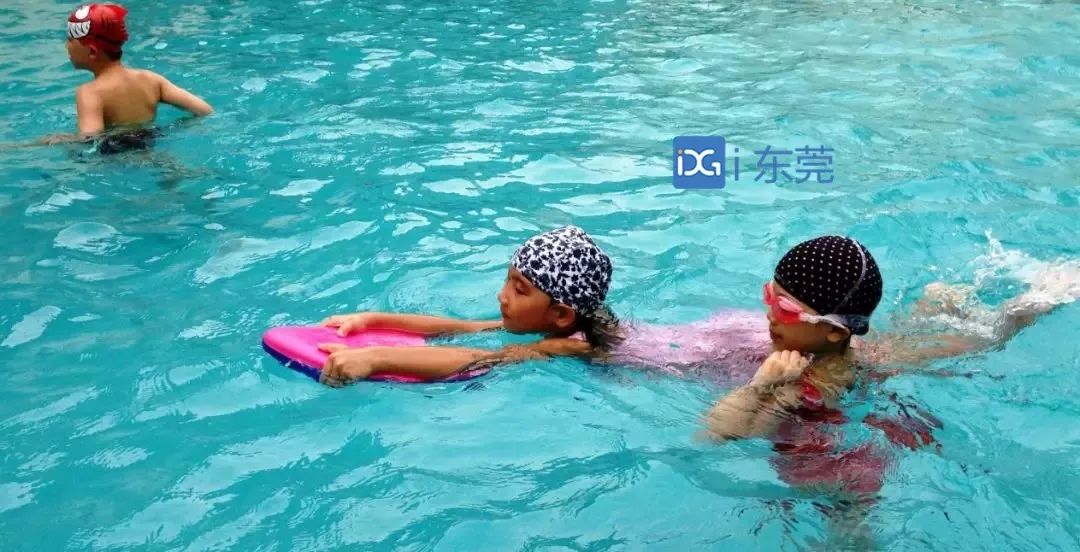 东莞天骄峰景游泳池,天骄峰景东泰