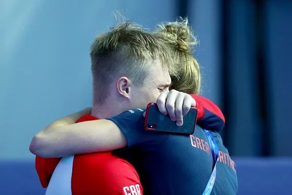 拉夫尔和古德菲洛失误,拉夫尔奥斯特罗夫斯基