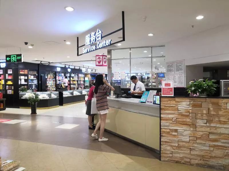 办张卡要存一万块,办张卡五万还是十万啊