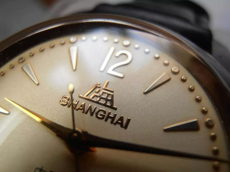 红灯牌录音机90年代,红灯牌电子管老收音机