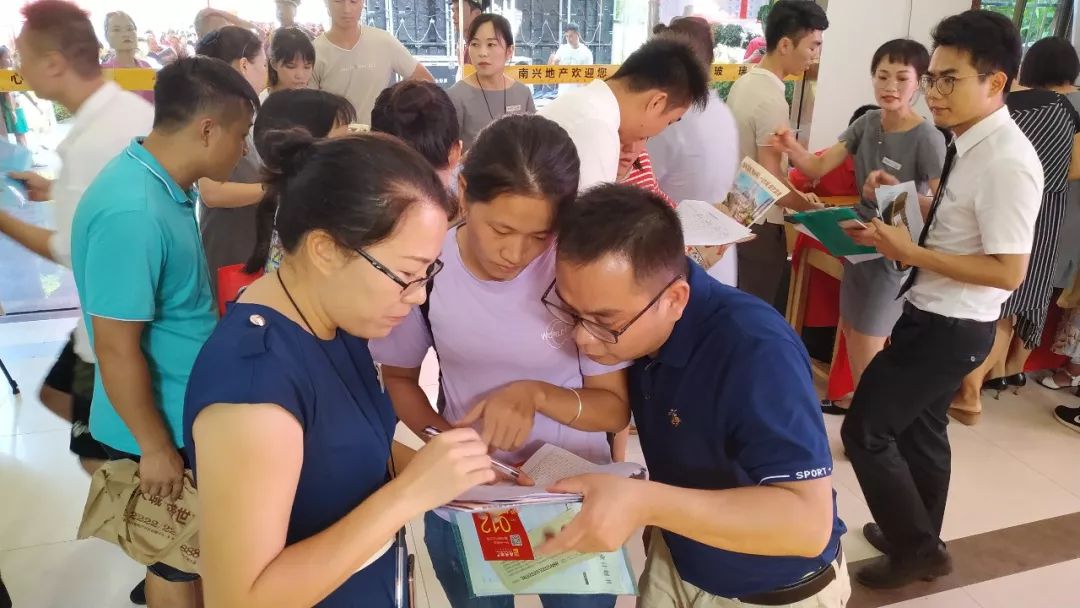 城市蝶变带来生活之美！玉林这家企业15年来，要干这件大事