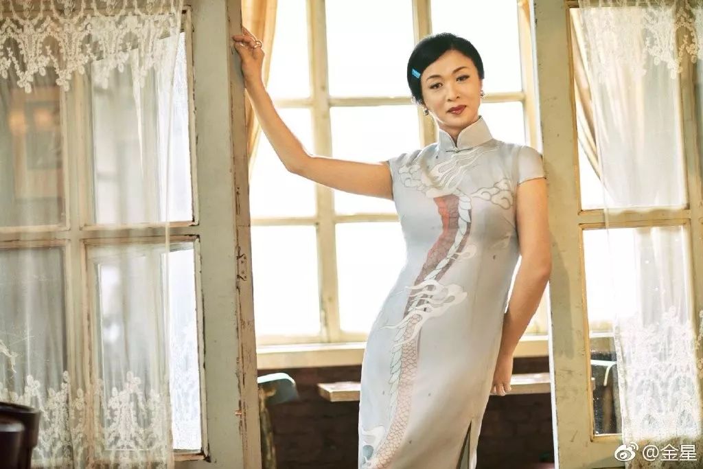 她28岁变性，父亲被嘲笑“这是你儿子还是女儿？”，一句话回应暖哭了...