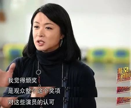她28岁变性，父亲被嘲笑“这是你儿子还是女儿？”，一句话回应暖哭了...