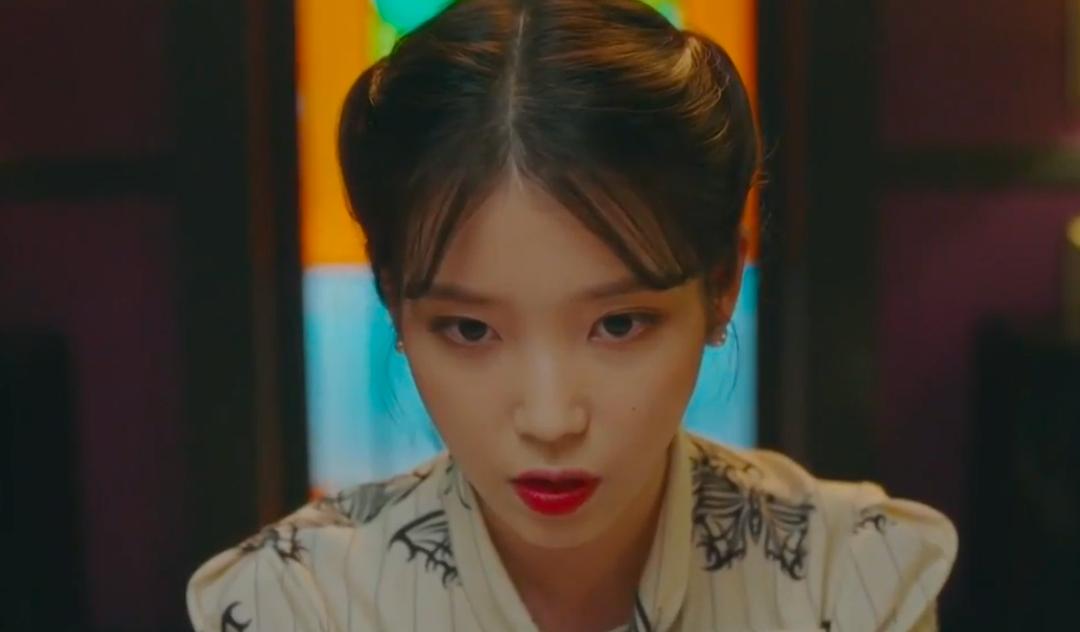 有钱、又美、还能撩帅哥，这个千年老妖精我嫉妒了