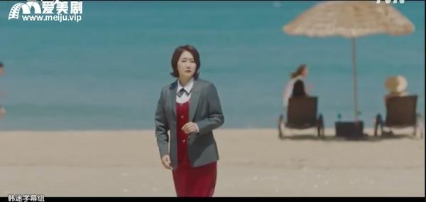 有钱、又美、还能撩帅哥，这个千年老妖精我嫉妒了