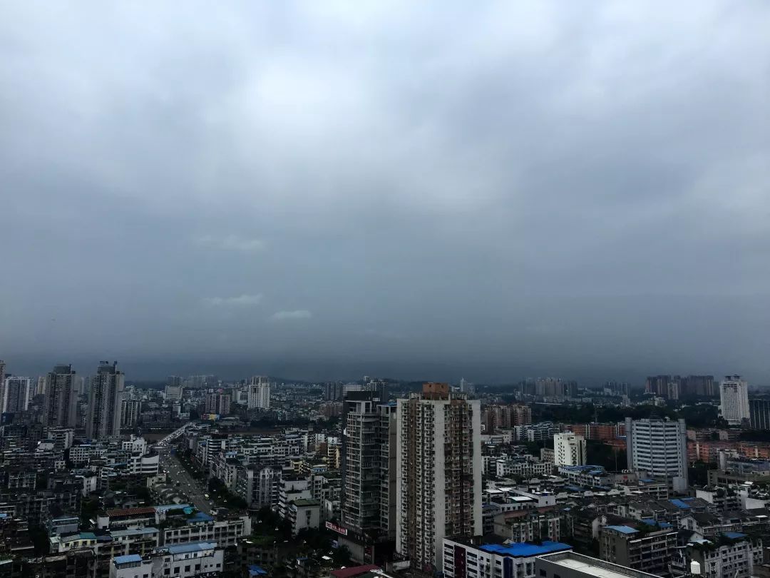 四川最新雨情预警,四川新一轮强降雨将来袭