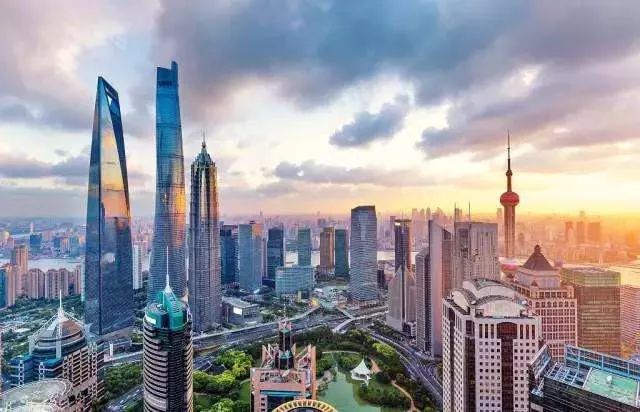 陆家嘴论坛推动世界发展,陆家嘴与欧美同步