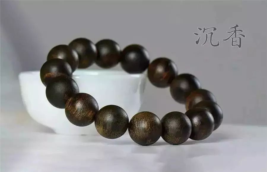 沉香木手串有保养功效吗,沉香手串能抗癌吗