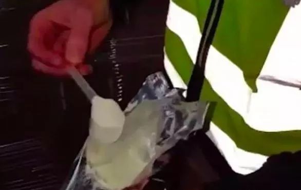 “我们只骗中国人，他们人傻钱多”，国外商家黑坑大曝光