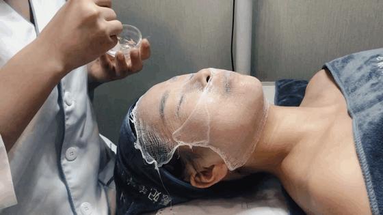 长见识了，西安这店只让脸大的妹子进？