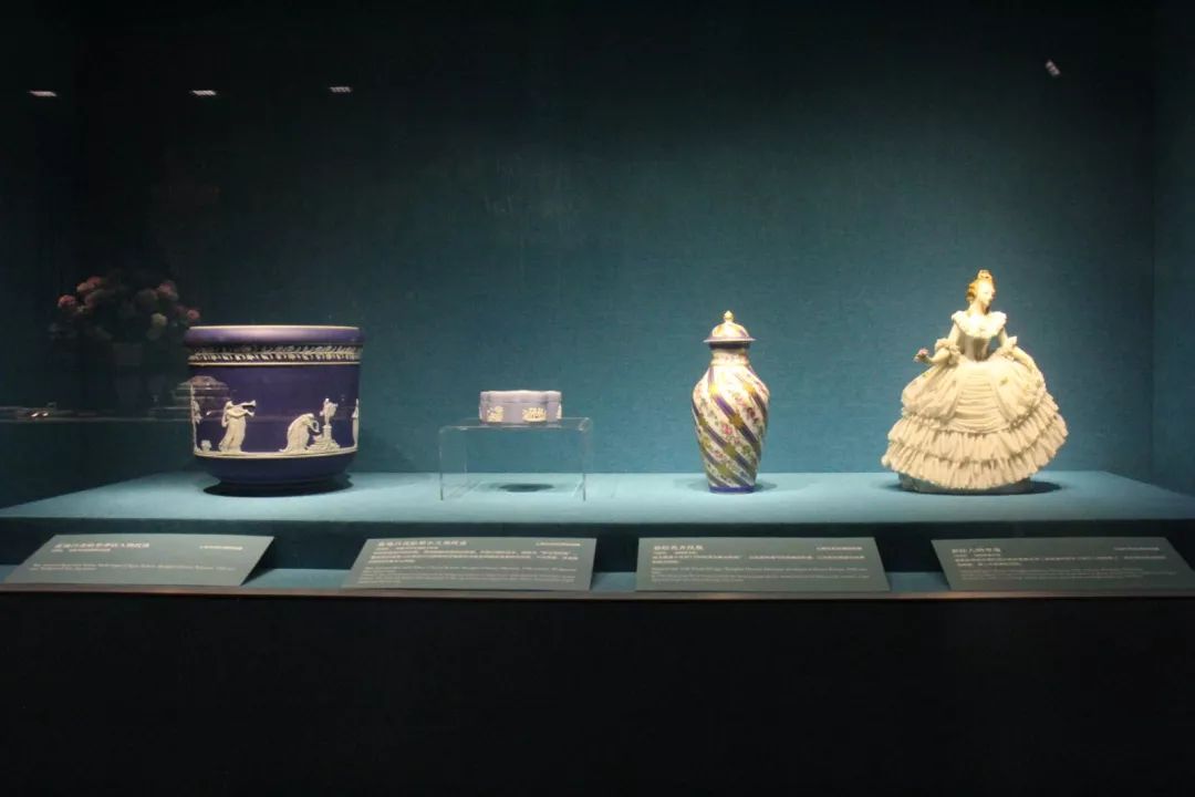 展览|励志史：“模仿”景德镇逆袭成“欧洲第一名瓷”