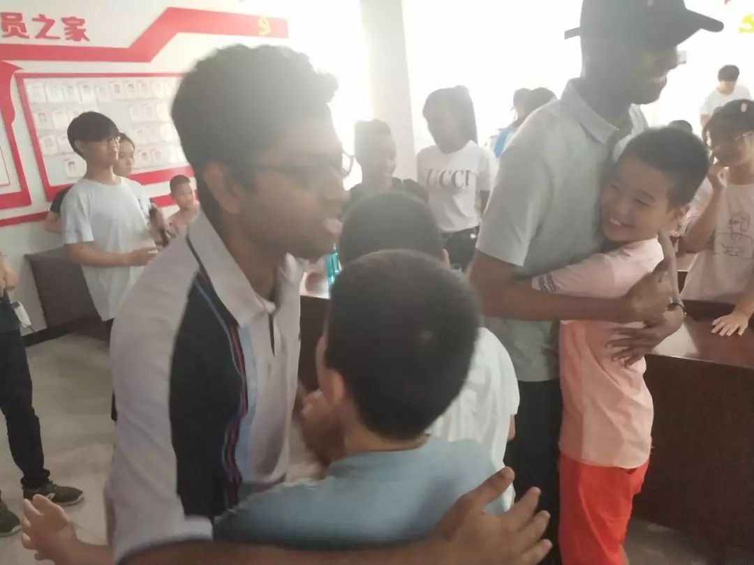 青佑之光志愿,三下乡服务志愿者活动怎么报名