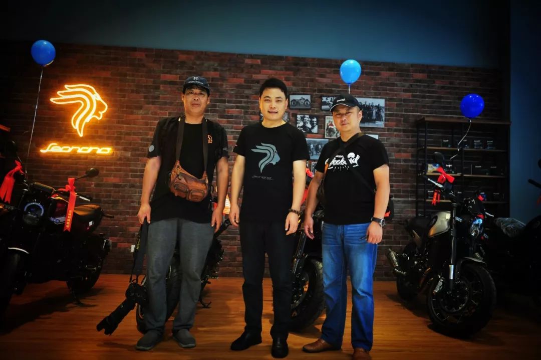 有一群人，在最热的合肥放了一把“火”……