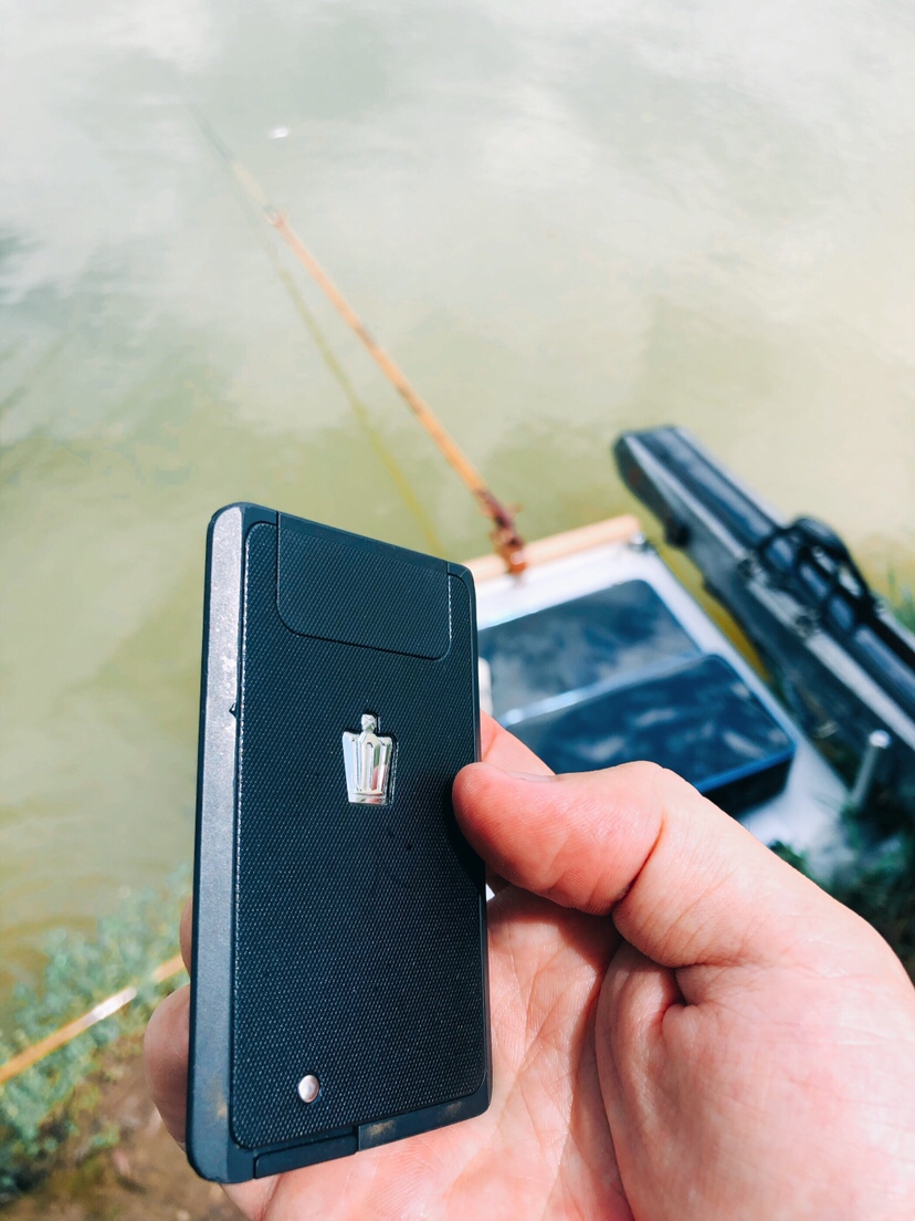 钓鱼装备全套小型鱼竿推荐,私人订制鱼竿路亚