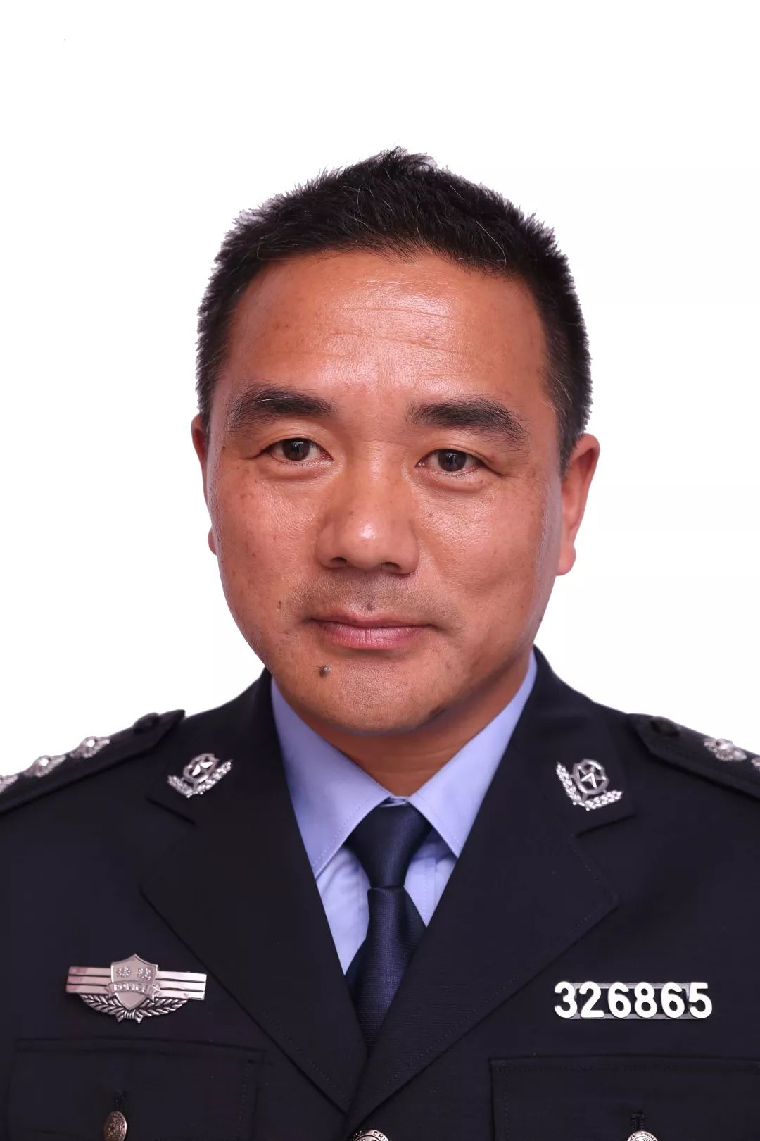 八一特辑不忘历史才勇往直前,八一特辑退伍