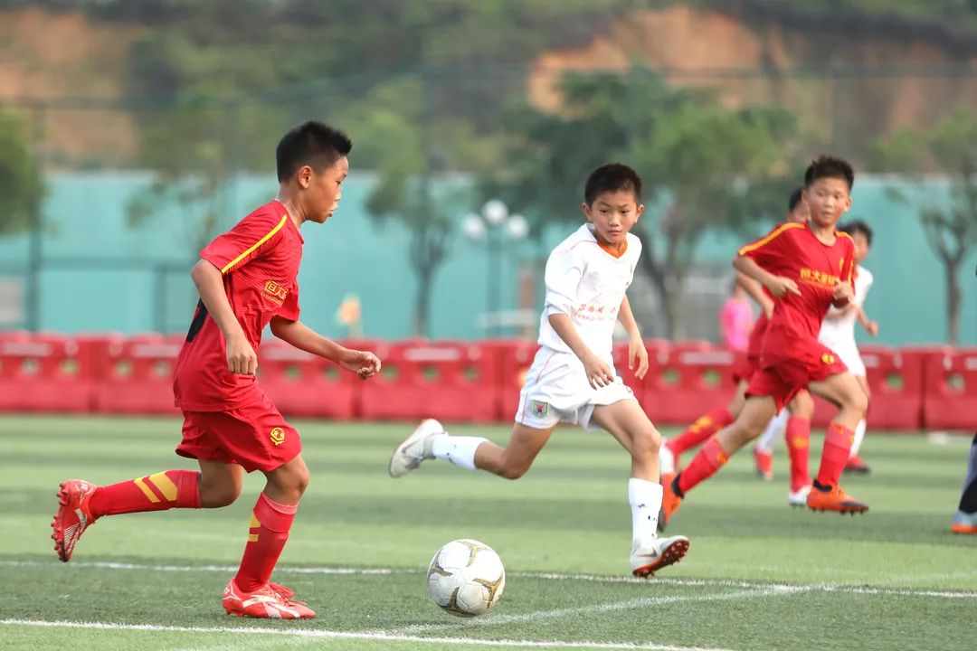 恒大足校搭建四级赛事体系，以赛带练促进小年龄段球员成长