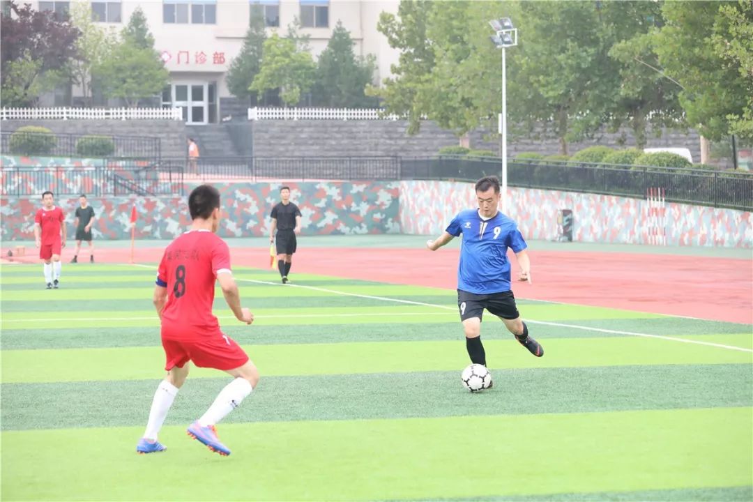 强军杯“卫士动力”业余足球比赛济南片区圆满收官，*警武**莱芜支队点球大战险胜总队机关