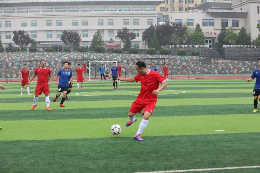 强军杯“卫士动力”业余足球比赛济南片区圆满收官，*警武**莱芜支队点球大战险胜总队机关