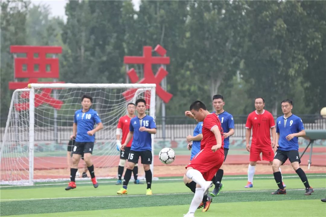 强军杯“卫士动力”业余足球比赛济南片区圆满收官，*警武**莱芜支队点球大战险胜总队机关